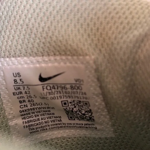 Nike Ja 1 Mismatched Orange Green Basketball Shoes Size 8.5 - Picture 9 of 9